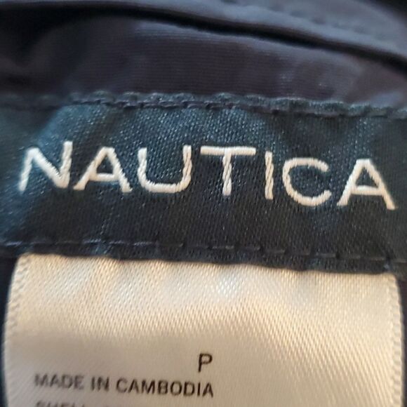 Mens size small bathing suit. ⚓️ anchor design. - Picture 6 of 8